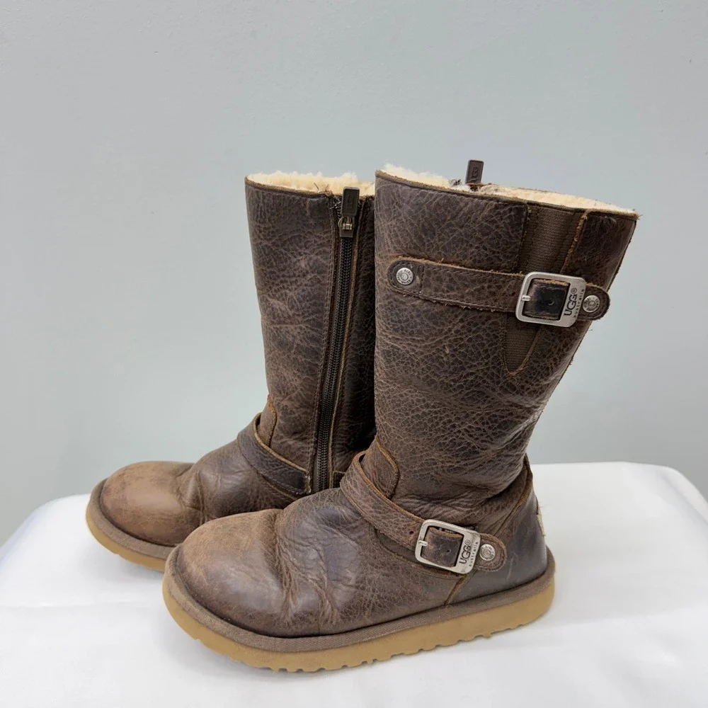 UGG Australia Kensington Girls Youth 3 Sheepskin Lined Brown Leather Boots 1969